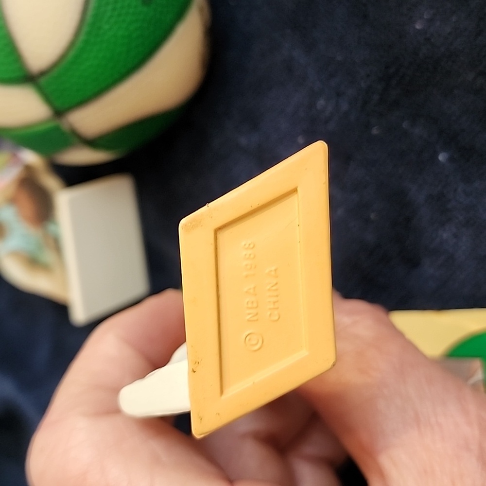 Larry Bird Celtics Collectibles. - Picture 12 of 13